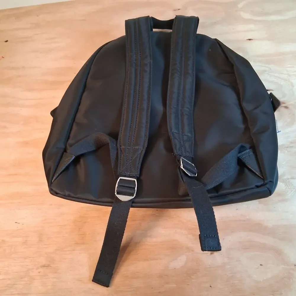 Tommy Hilfiger Backpack Bookbag School Bag Black Nylon Logo Zipper Pockets NWOT